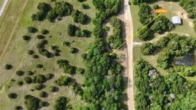 Off Water Lot! No HOA, Minimum Restrictions at RC Lake! - photo 3