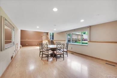 Welcome home! This beautifully maintained, move-in-ready - photo 5