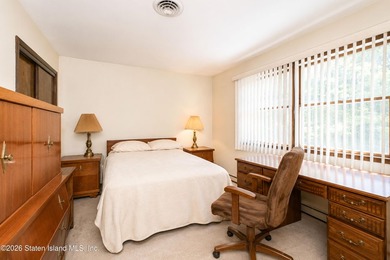 Welcome to 14 Martin Avenue! This spacious detached two-family - photo 23