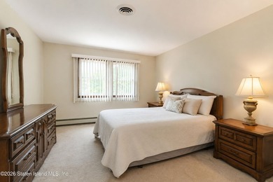 Welcome to 14 Martin Avenue! This spacious detached two-family - photo 25
