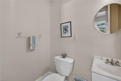 This adorable 1,614 sf home features 3 bedrooms (loft could be - photo 10