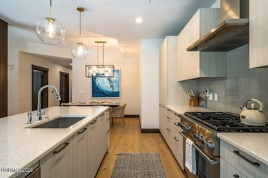 Comfort, Privacy, and Mountain Modern Luxury - Set within the - photo 17