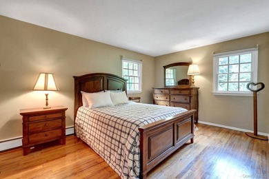 Welcome to this beautifully maintained cedar and brick-sided - photo 22