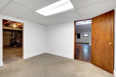 Welcome to this beautifully maintained cedar and brick-sided - photo 29