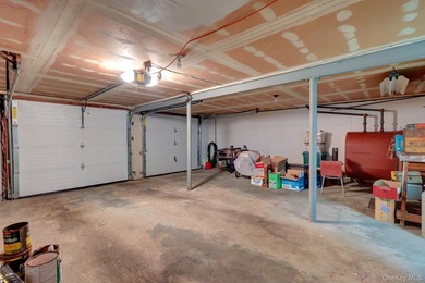 Welcome to this beautifully maintained cedar and brick-sided - photo 31
