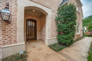 This exceptional home is ideally situated on an interior corner - photo 2
