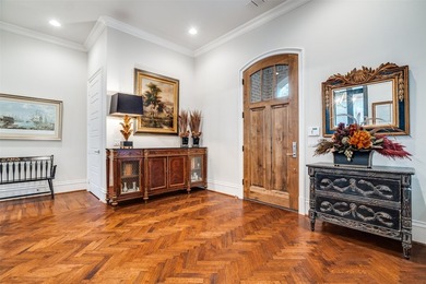 This exceptional home is ideally situated on an interior corner - photo 3