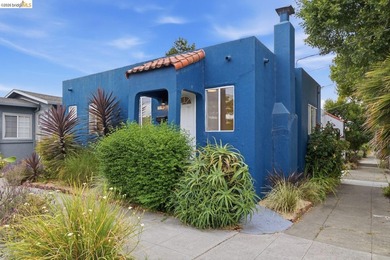 Two charming Mediterranean-style homes on one lot in the heart - photo 1