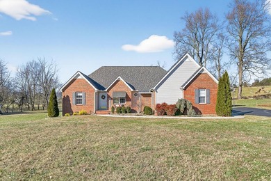 (private lake, pond, creek) Home For Sale in Cookeville Tennessee