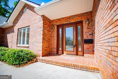 Welcome to this beautifully maintained four-sided brick ranch - photo 7
