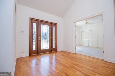 Welcome to this beautifully maintained four-sided brick ranch - photo 8