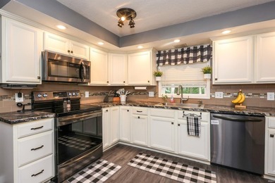 This is a fantastic find! This well maintained 2 story, 4 bdrm - photo 12