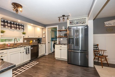 This is a fantastic find! This well maintained 2 story, 4 bdrm - photo 14