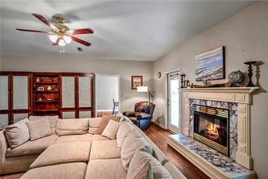 Motivated military family is looking to sell this charming home - photo 16