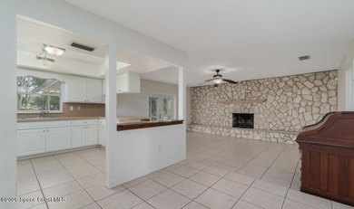 On Mallards Landing Golf Course, but no HOA fees! This charming - photo 17