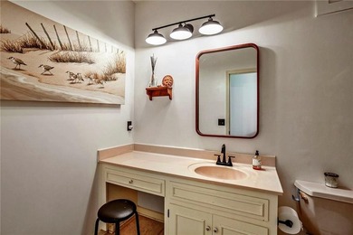 Motivated military family is looking to sell this charming home - photo 28