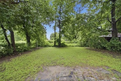 Discover a premier turnkey investment property or chic modern - photo 29