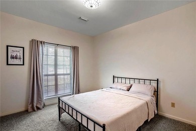 Motivated military family is looking to sell this charming home - photo 29