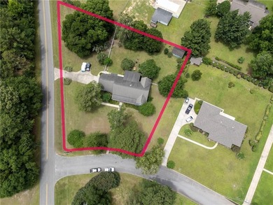 Motivated military family is looking to sell this charming home - photo 42