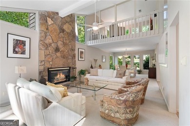 Private nature retreat home with a finished terrace level - photo 5