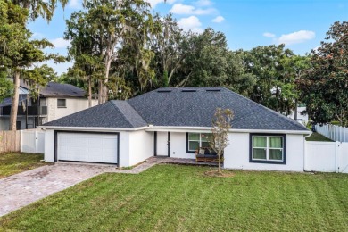 Lake Home For Sale in Orlando, Florida