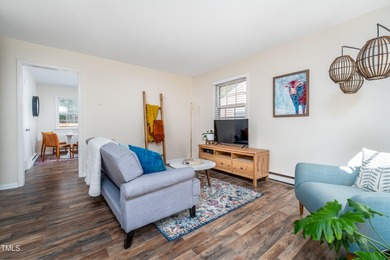 1208 W Murray Ave is a Duke-area darling that's been quietly