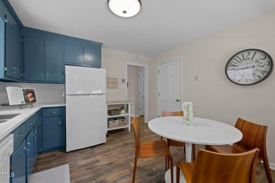 1208 W Murray Ave is a Duke-area darling that's been quietly