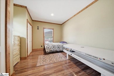 Unique ranch-style family home with 4 bedrooms, 2 full bathrooms - photo 15