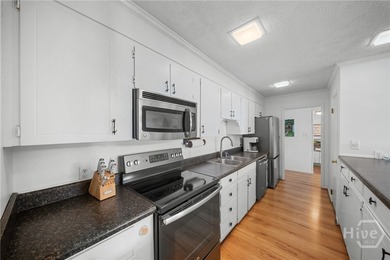 Welcome to Sunset Cove, a stunning 3 bedroom, 3 bath lakefront - photo 18