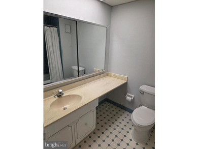 Welcome to Haverford Hunt Club! Come experience this lovely two - photo 18
