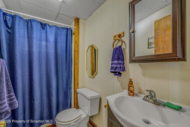 Hemlock Farms charmer nestled in the woods but accessible to - photo 22