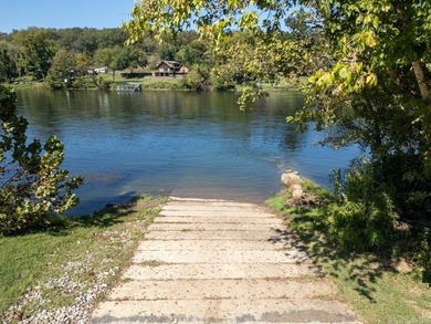3.9 Acres Overlooking the White River - Mountain Home, AR This 3 - photo 27