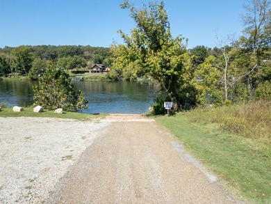 3.9 Acres Overlooking the White River - Mountain Home, AR This 3 - photo 28