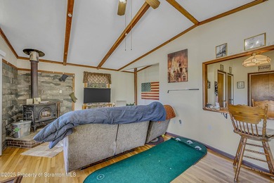 Hemlock Farms charmer nestled in the woods but accessible to - photo 33