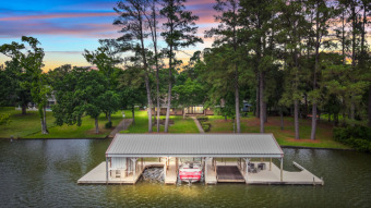 Private gated waterfront property on Gorgeous Lake Tyler  - Lake Home For Sale in Whitehouse, Texas