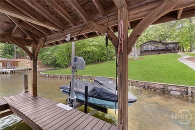 Welcome to Sunset Cove, a stunning 3 bedroom, 3 bath lakefront - photo 43