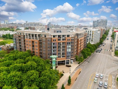 Lake Michigan - Cook County Condo Active Under Contract in Chicago Illinois