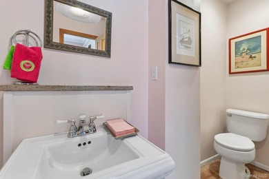 GRACIOUS, CHARMING & ALL DONE! Wonderful Huntington Village - photo 22
