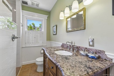 GRACIOUS, CHARMING & ALL DONE! Wonderful Huntington Village - photo 32
