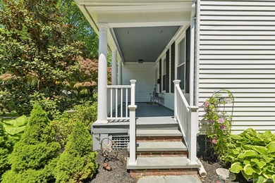 GRACIOUS, CHARMING & ALL DONE! Wonderful Huntington Village - photo 48