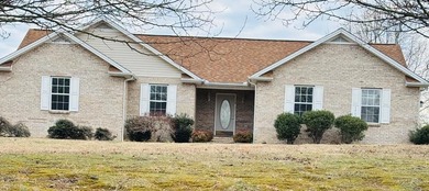 (private lake, pond, creek) Home For Sale in Cookeville Tennessee