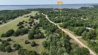 Off Water Lot! No HOA, Minimum Restrictions at RC Lake! - photo 7