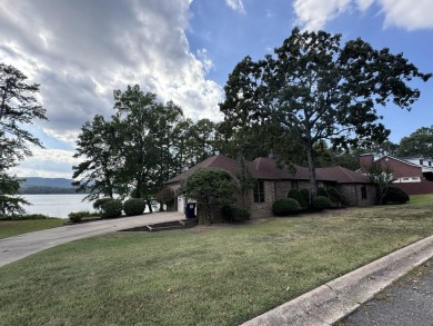 (private lake, pond, creek) Home For Sale in Dardanelle Arkansas