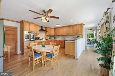 Nestled on Peachblossom Creek in Easton is a property that won't - photo 28