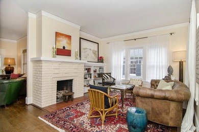 Charming opportunity in Highland Park on a rare 50 x 180 deep - photo 2