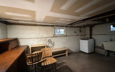 Rare opportunity to own a detached 1925-built residence on a - photo 12