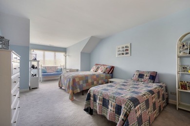 Rare opportunity to own a Fox River waterfront luxury duplex - photo 22