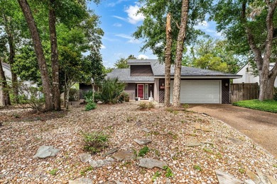 Welcome to Atlantic Beach! This 3 bedroom, 2 bath home is ready - photo 3
