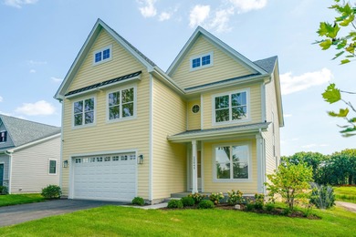 (private lake, pond, creek) Home For Sale in Kildeer Illinois