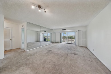Welcome to this 870 square-foot condominium residence located in - photo 8